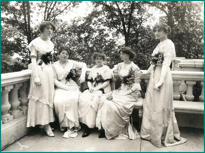 CMSV-First-Graduates-1913